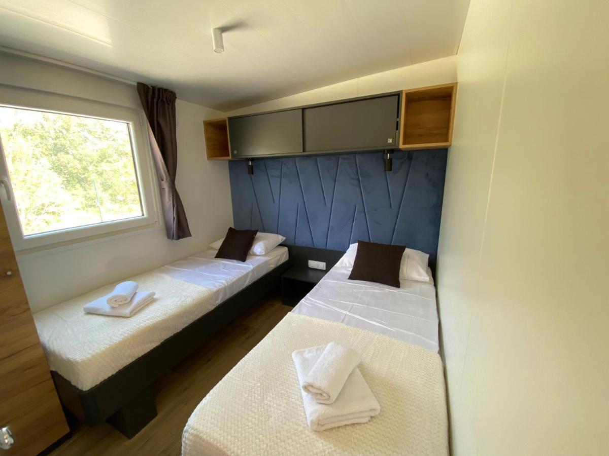 Mobile Home Saky, Biograd Na Moru Bagian luar foto